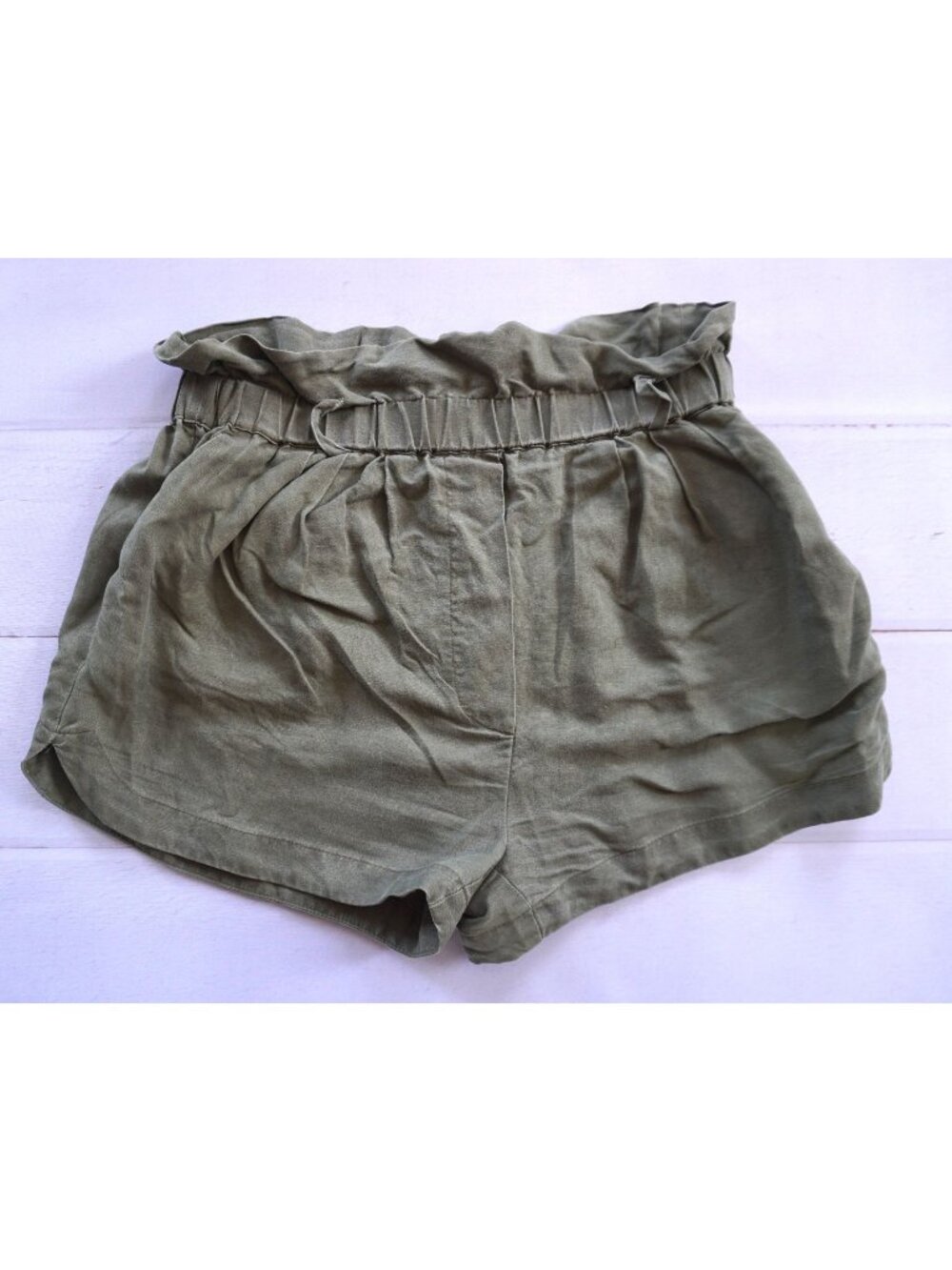 Frame Denim Paperbag High Rise Shorts Army Green - Size XS - Picture 3 of 8